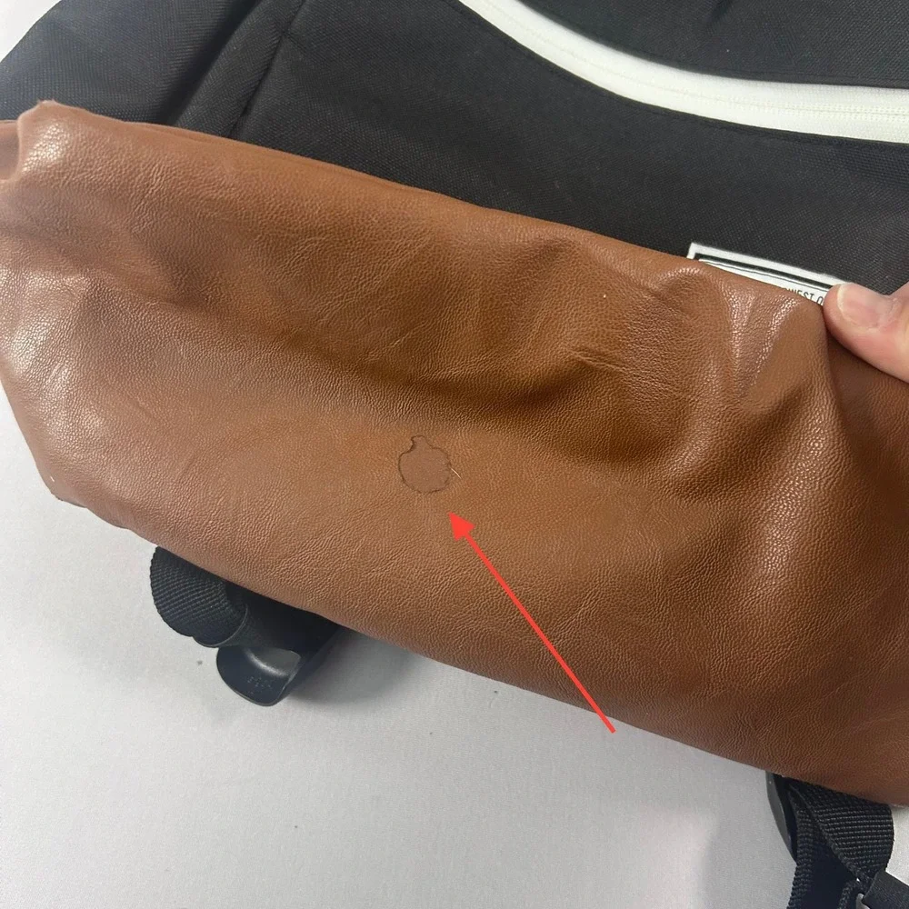 Herschel Heritage Backpack Mens Medium Black Tan Canvas Laptop Sleeve Travel